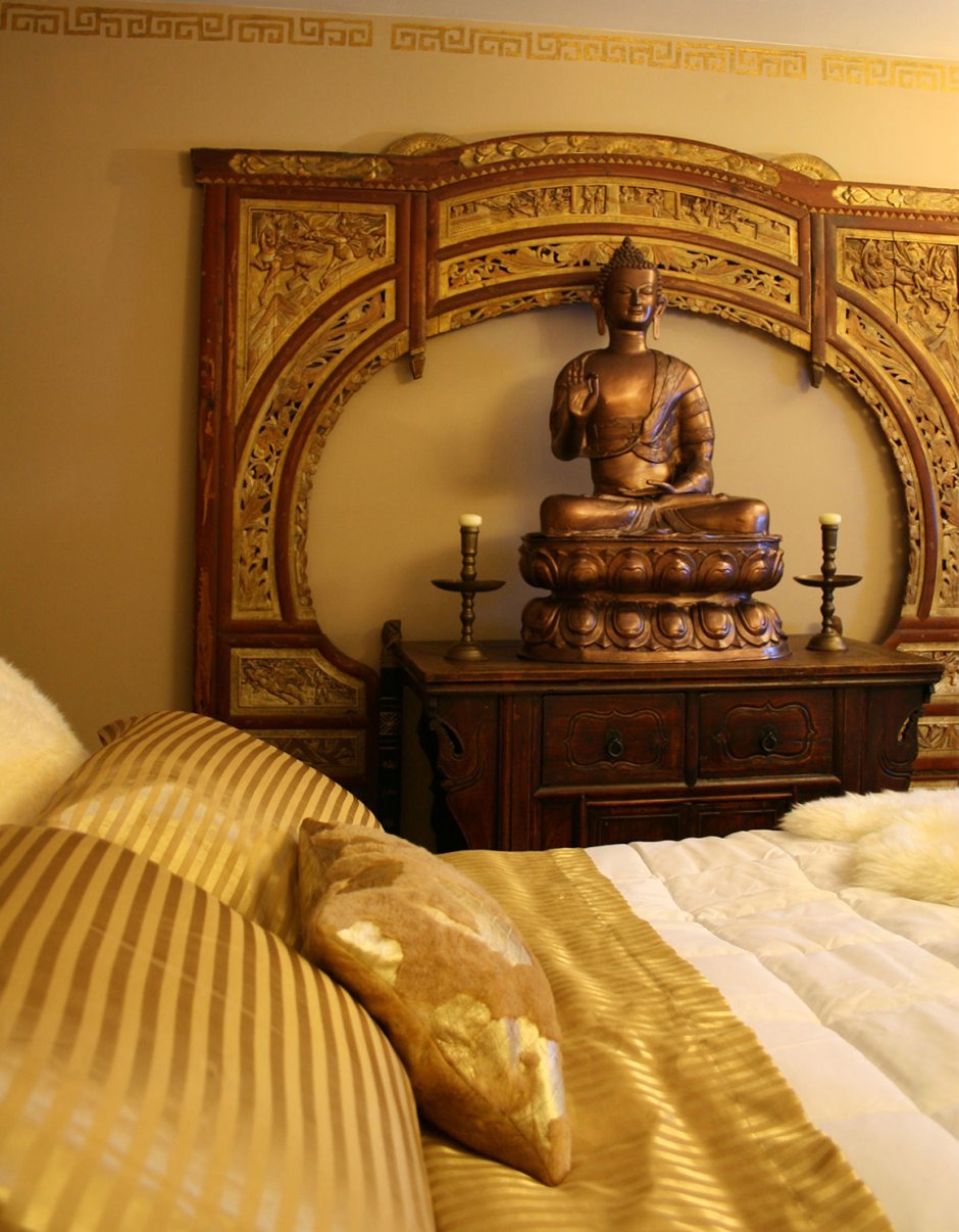 Комната в буддийском стиле