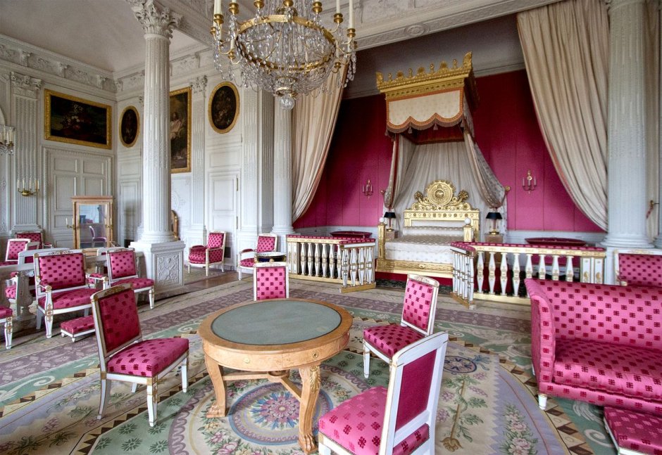 Дворец Трианон в Версале