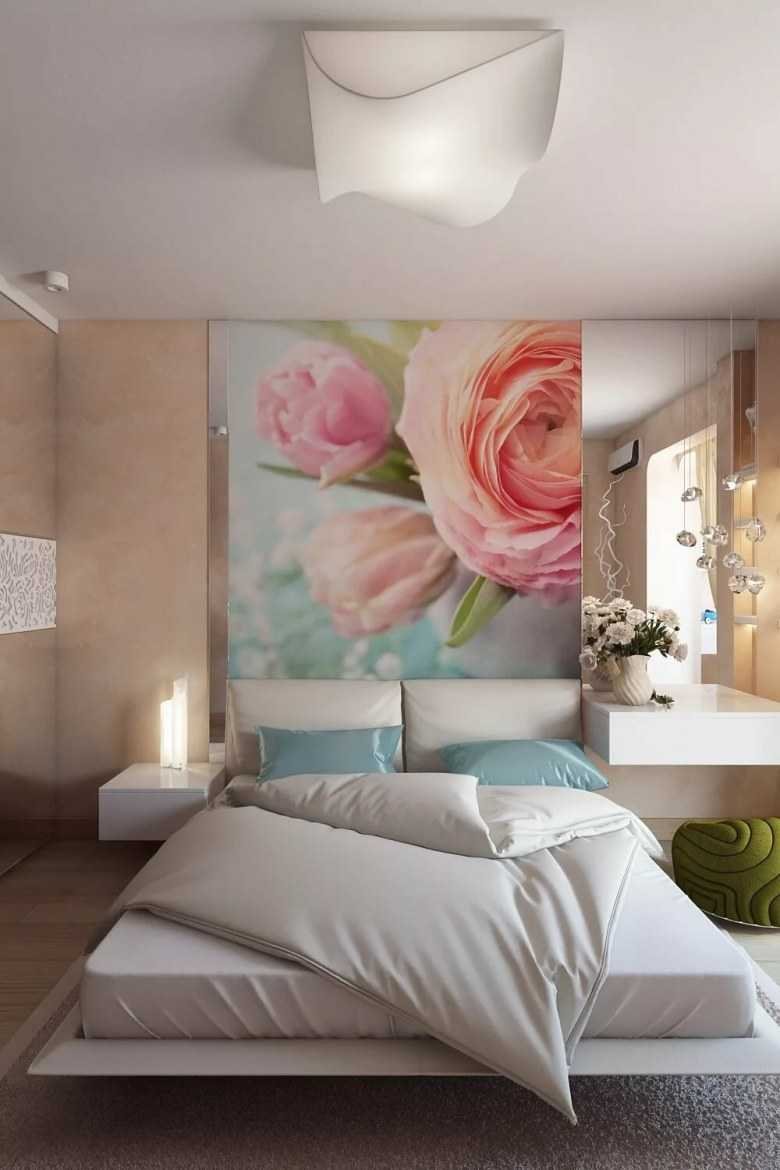 Розовые розы в интерьере спальни