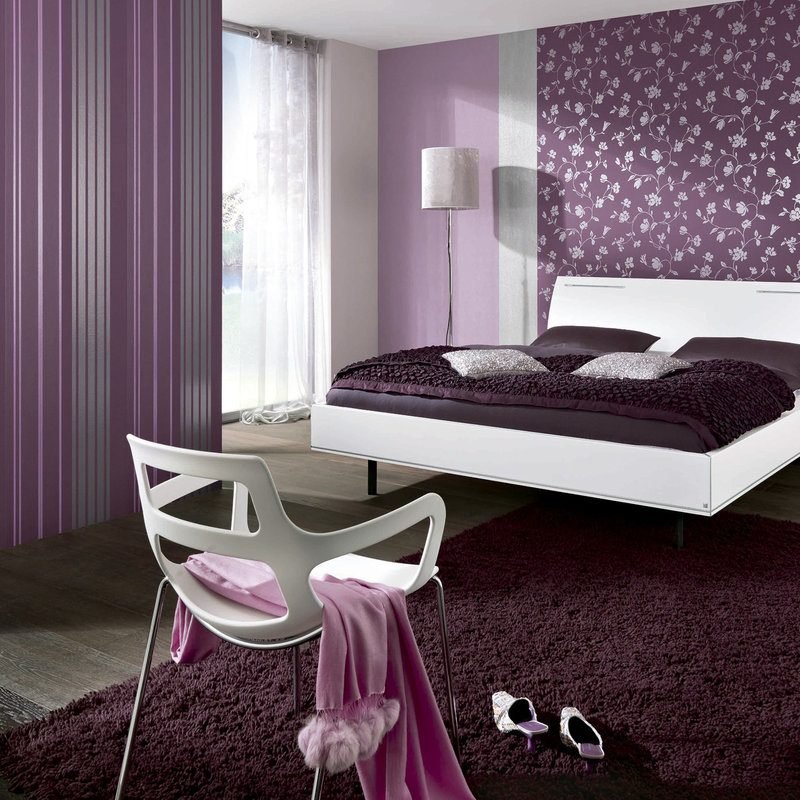 Обои фиолетовые в спальню (75 фото)