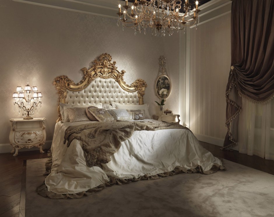 Кровать в стиле Барокко, Ампир