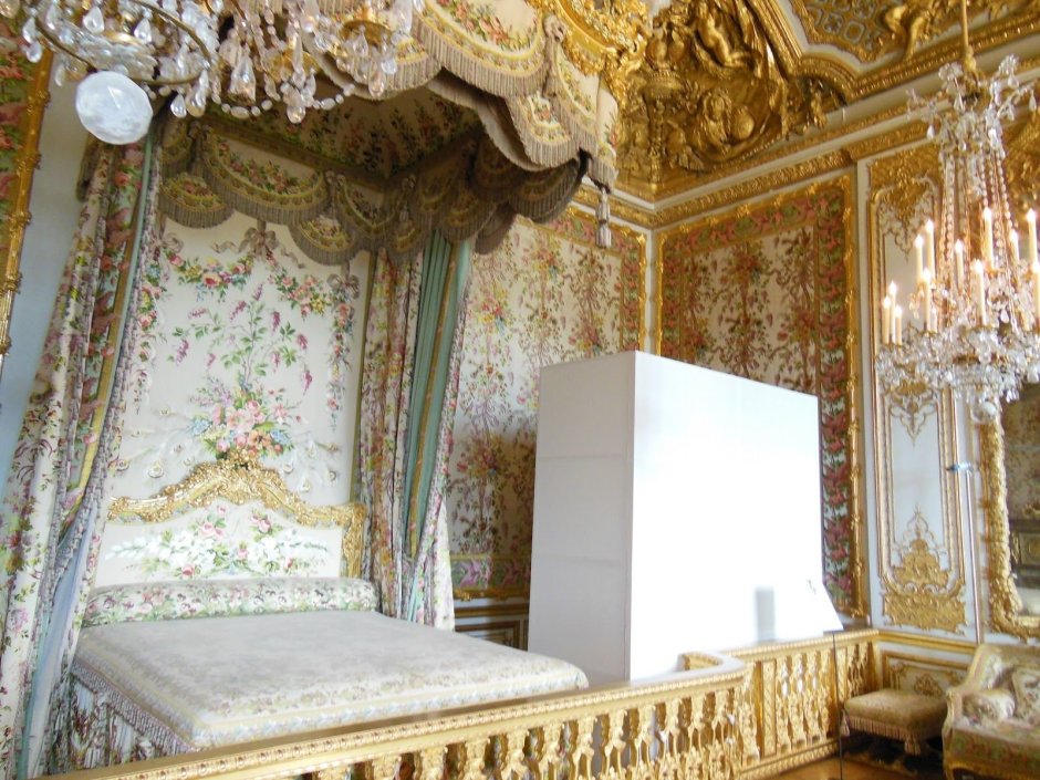 Спальня Елизаветы 2 в Букингемском Дворце