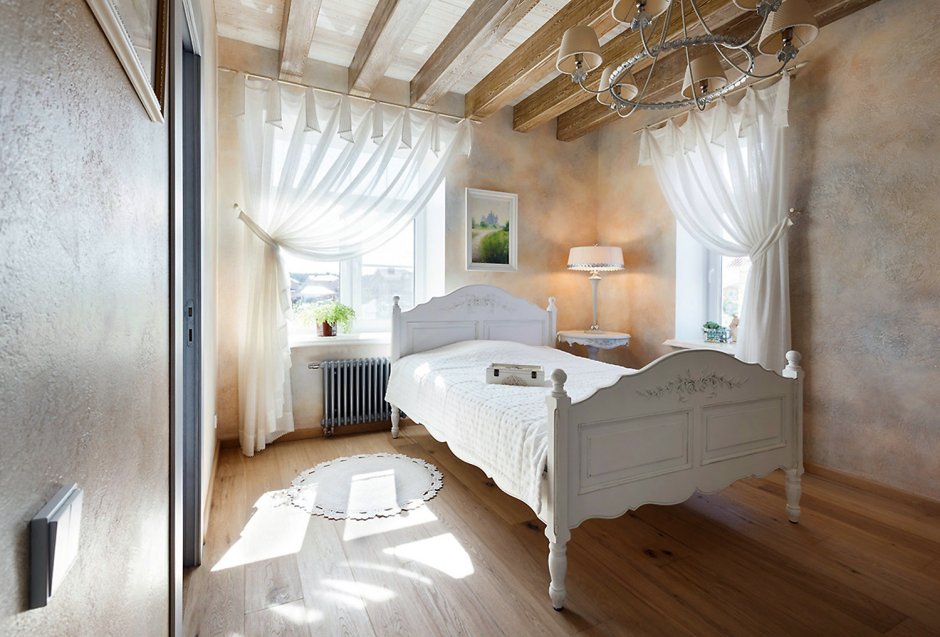 Спальня в стиле Прованс в деревянном