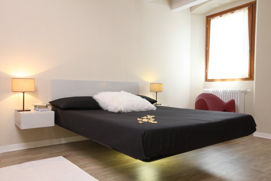 Кровать Magnetic Floating Bed
