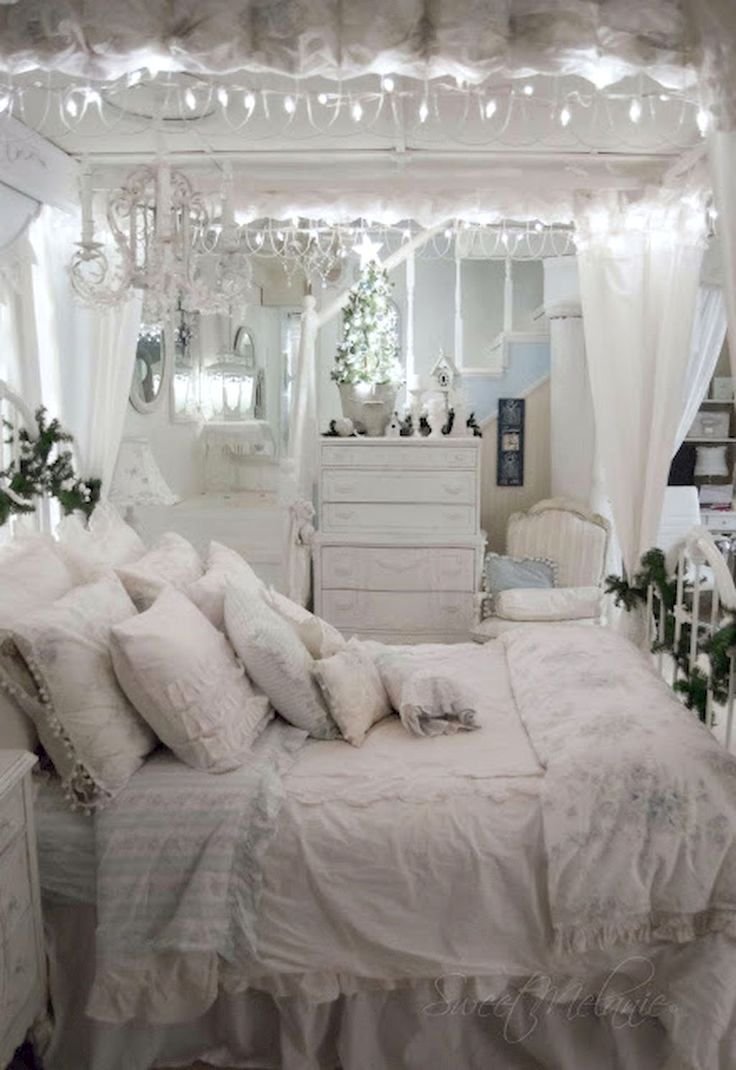 Шикарная спальня в стиле шебби