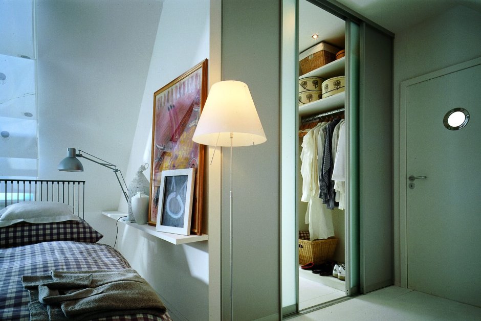 Маленькие спальни с гардеробной