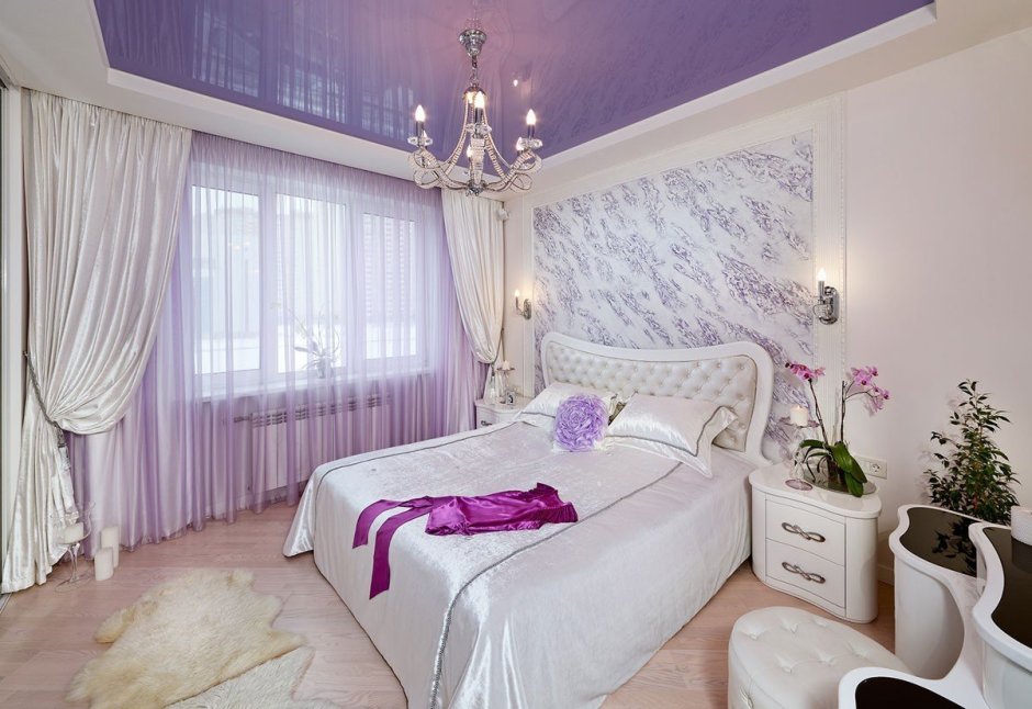 Фиолетовая спальня с белой мебелью (72 фото)