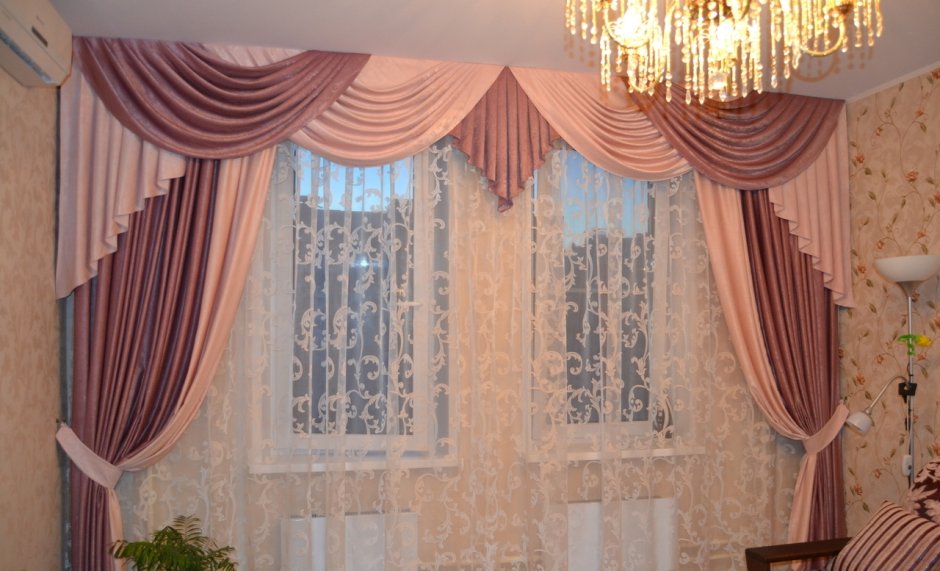 Красивые легкие шторы для зала
