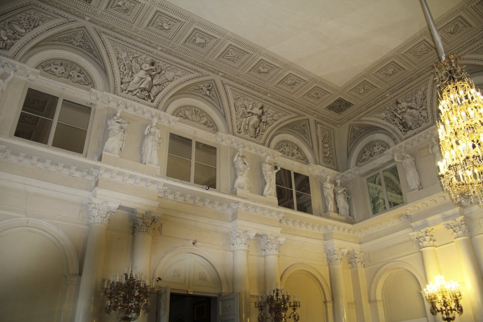 Белый зал зимнего дворца