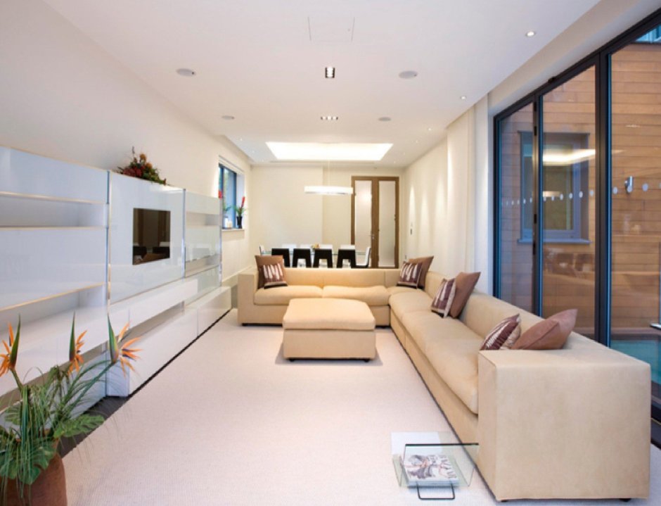 Светлая комната гостиная