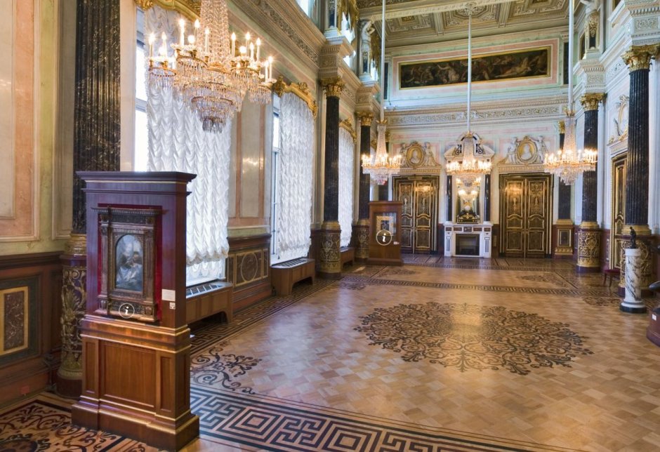 Зимний дворец Санкт-Петербург Гербовый зал