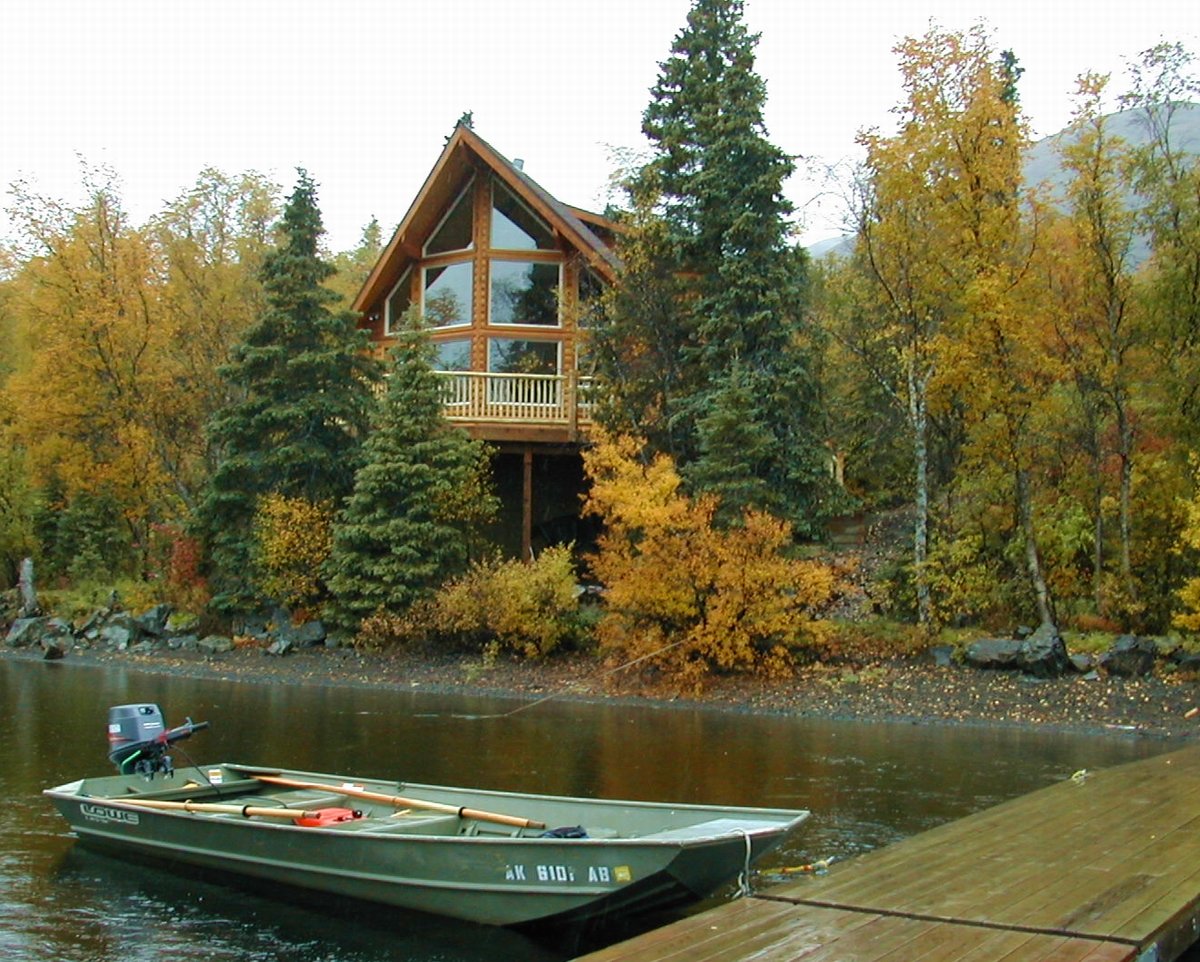 Озеро можно купить. Онтарио Канада коттеджи у озера. Дом у озера Аляска. Тини Хаус у озера. Тини Хаус на берегу озера.