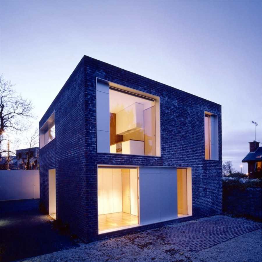 Дом кубической формы