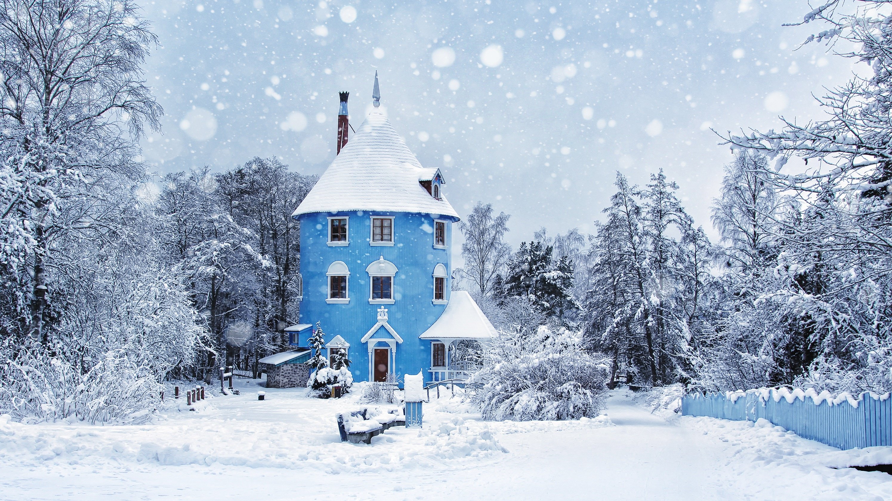 Snowfall. Зима Наантали Финляндия. Зимний дом. Заснеженный дом. Сказочная зима.