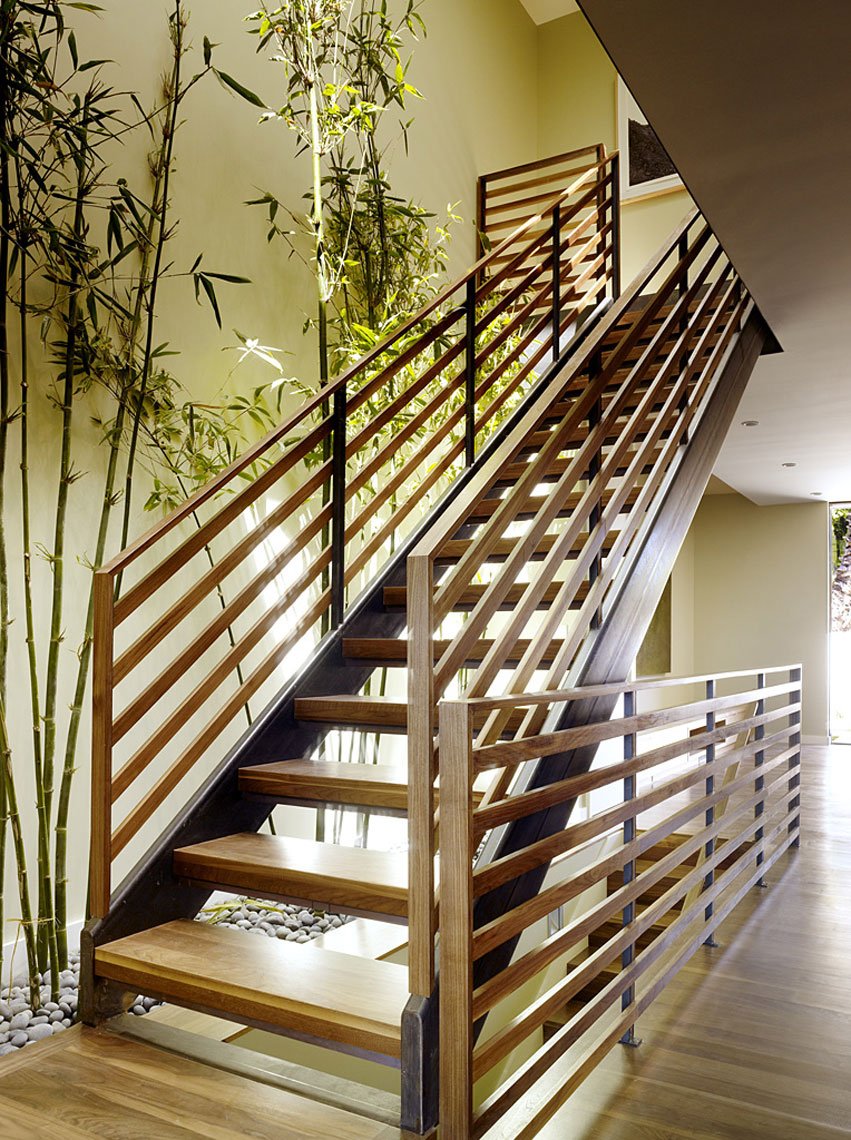 Декор лестницы в частном доме (80 фото)