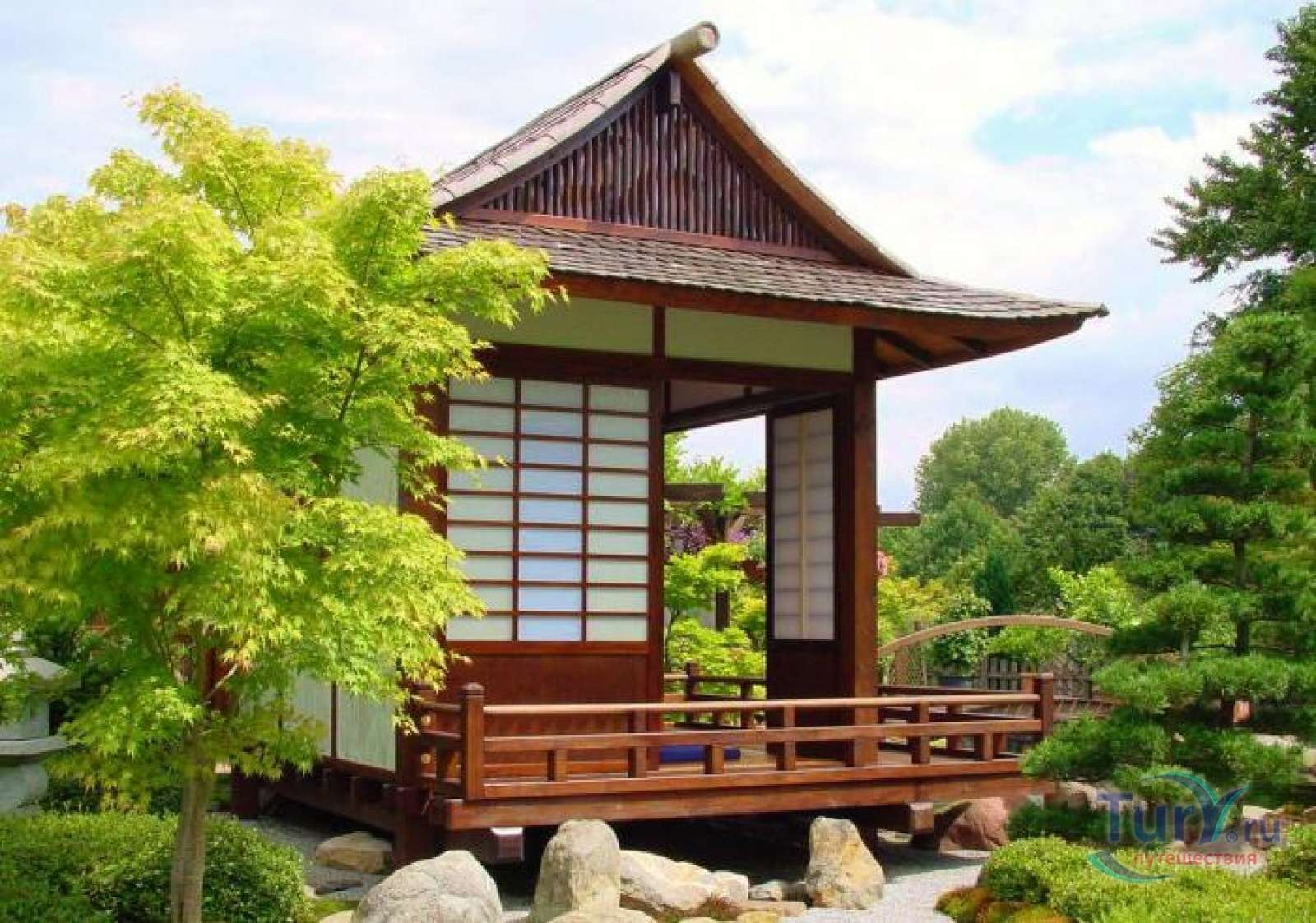 Маленькие японские дома. Матия японский дом. Пергола в японском саду. Киото чайный дом рисэнка. Беседки в Киото.