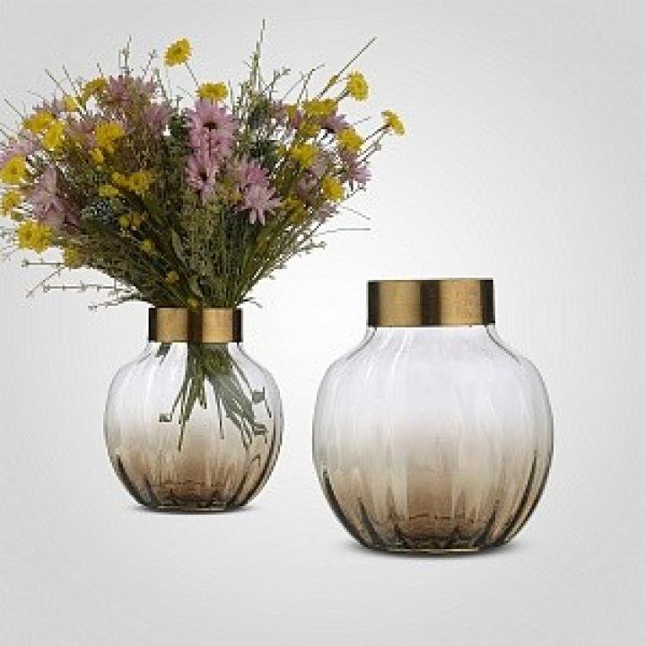 Дизайнерская ваза для цветов