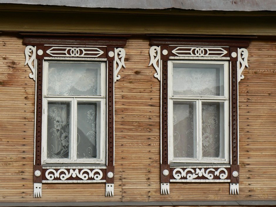 Простые наличники старинные на окна