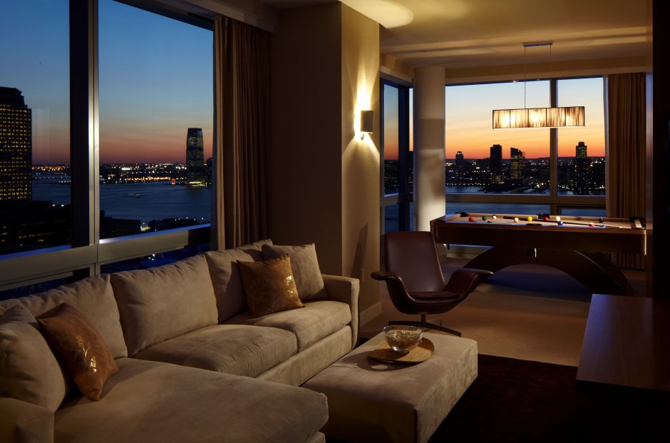 Отель в Нью Йорке с видом на Манхеттен