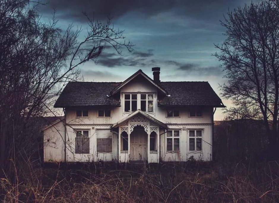 Мрачный дом