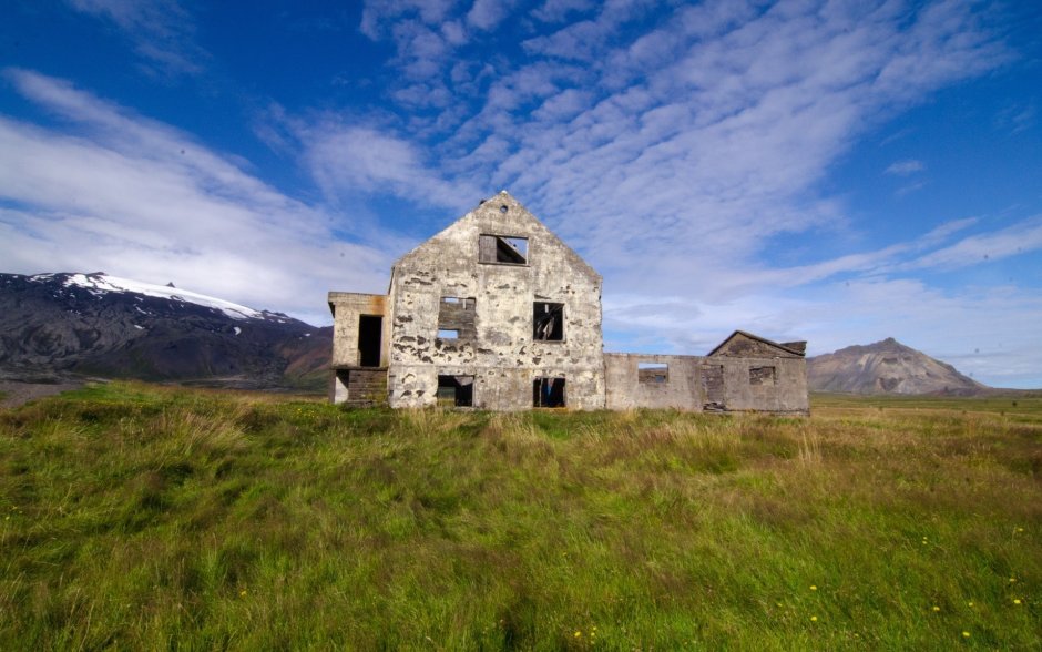 Развалины в Исландии