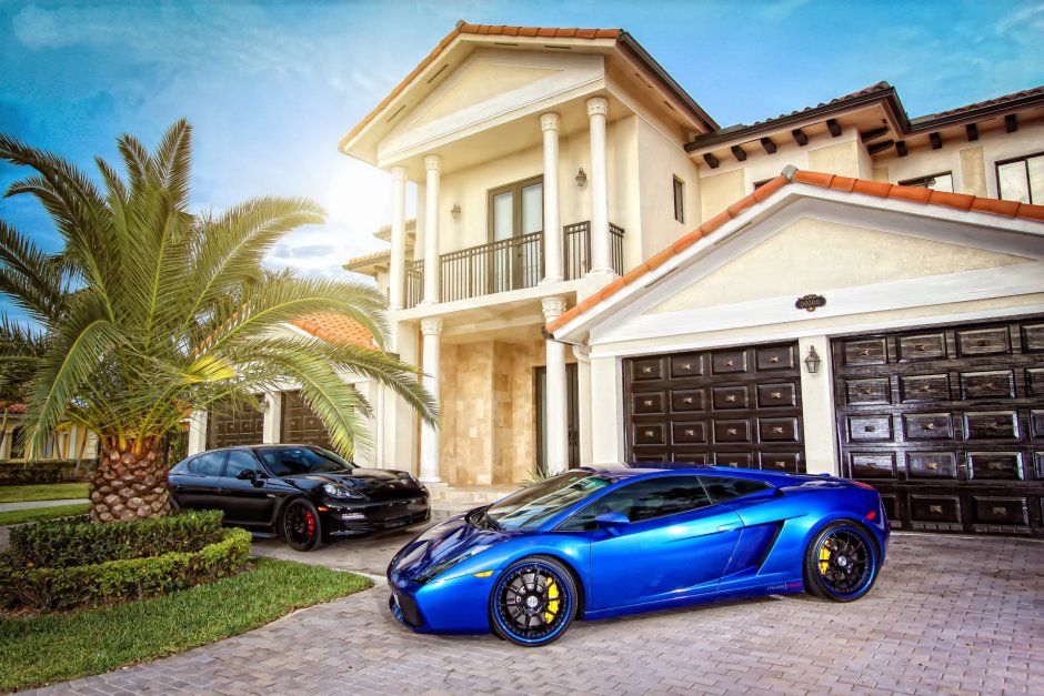 Богатый дом и машина