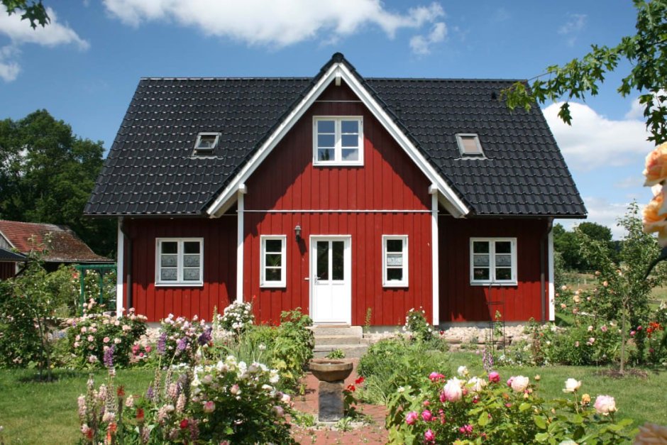 Красный Скандинавский дом