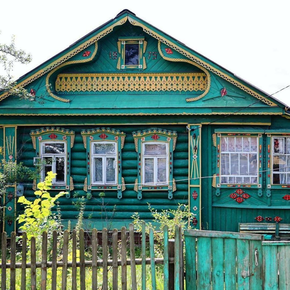 Деревенское окно