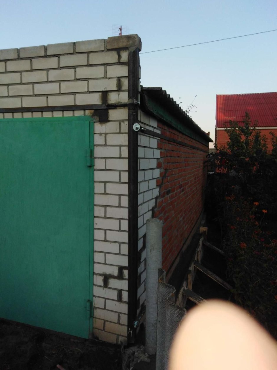 Стяжка стен гаража арматурой