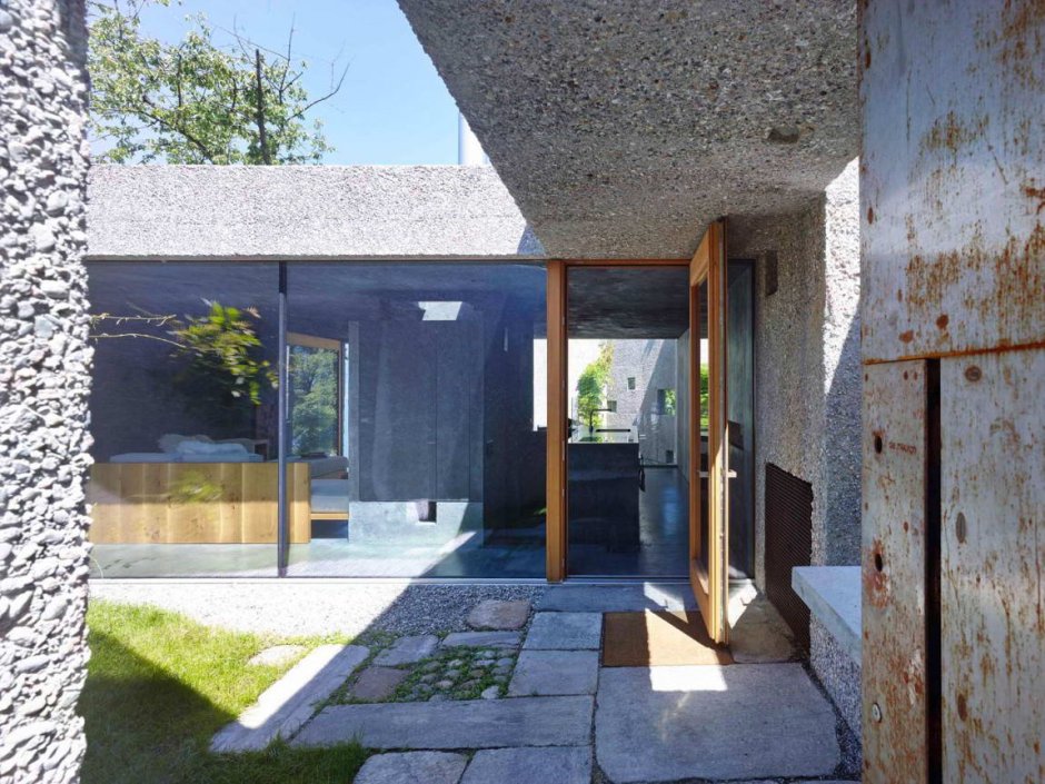 House in Caviano, Switzerland by Wespi de Meuron Romeo Architects