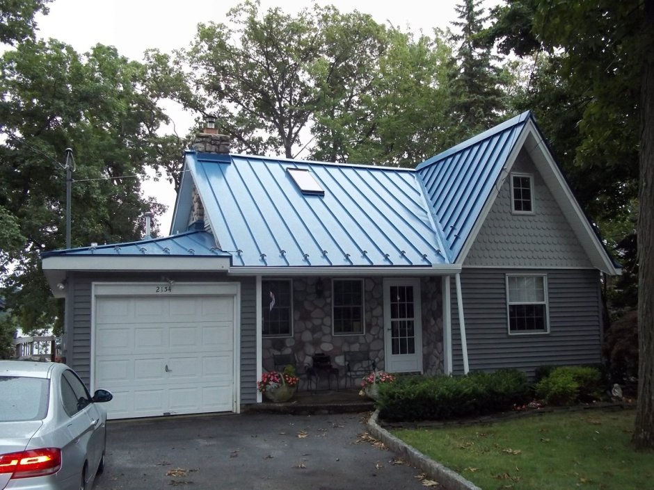Голубой дом синяя крыша