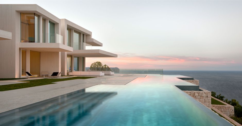 Рамон Эстеве Villa