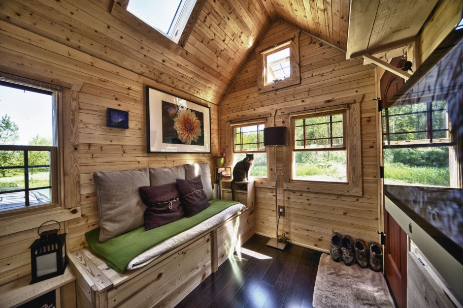 Небольшой деревянный дом для постоянного проживания