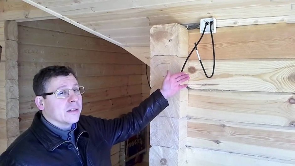 Скрытая электропроводка в деревянном доме