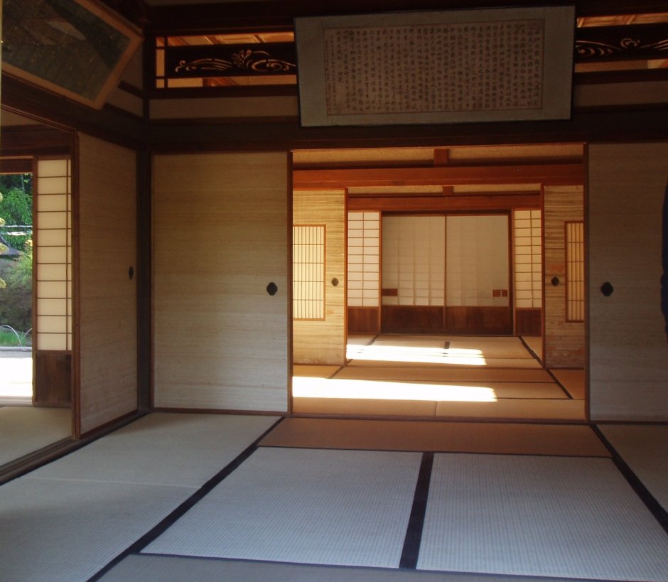 Японский домик внутри