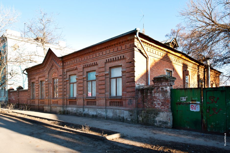 Кирпичный Купеческий дом 19 века