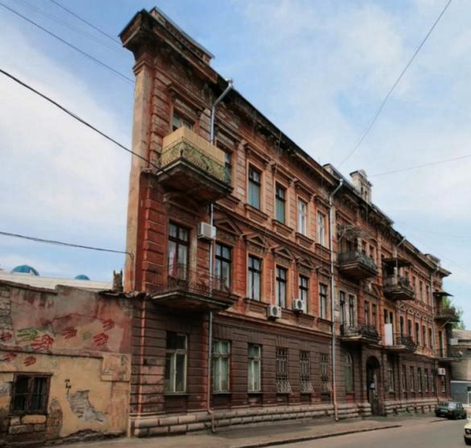 Дом стена в Воронцовском переулке Одесса
