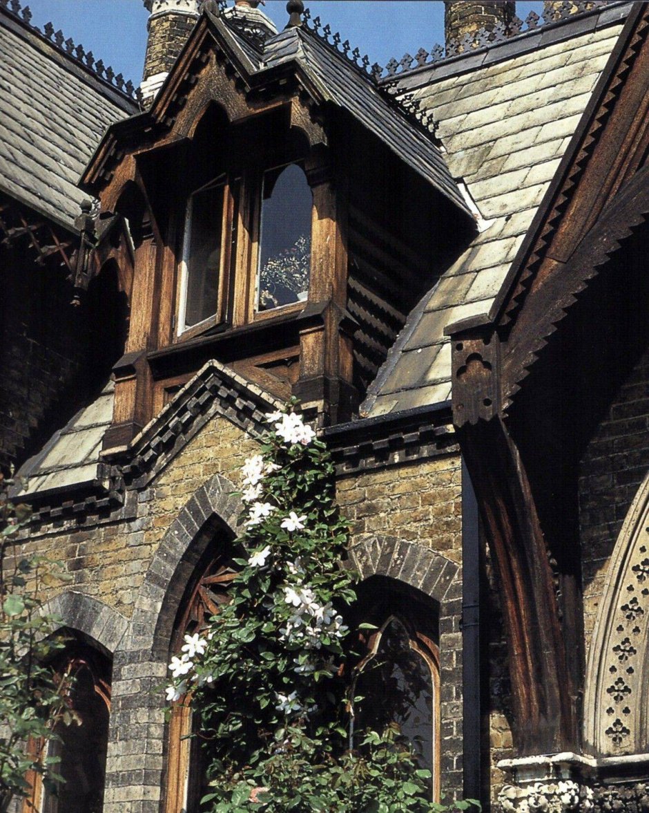 Викторианская неоготика архитектура фасад