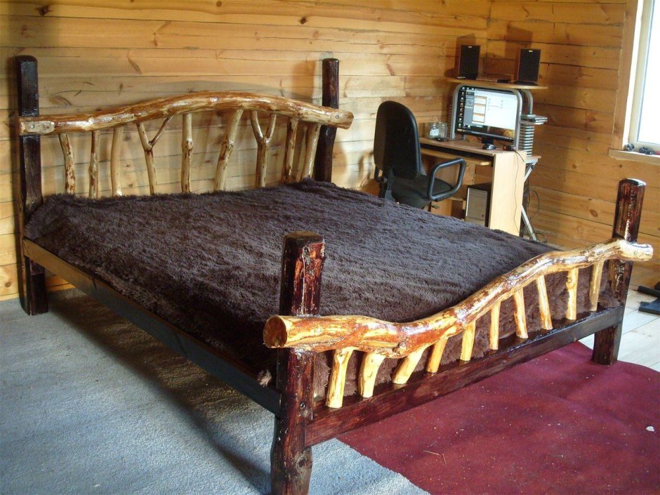 Оригинальные кровати из дерева