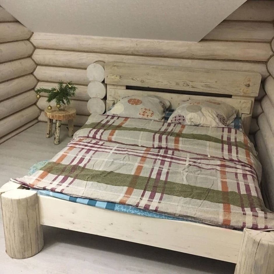 Раскладная деревянная кровать