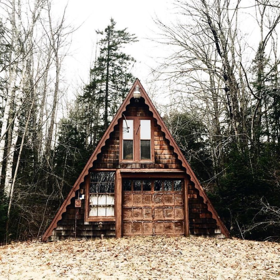 Дом-шалаш (или a-frame House )
