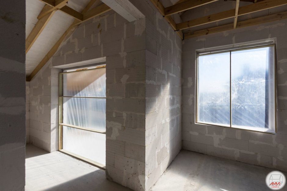 Дом из газобетона с панорамными окнами