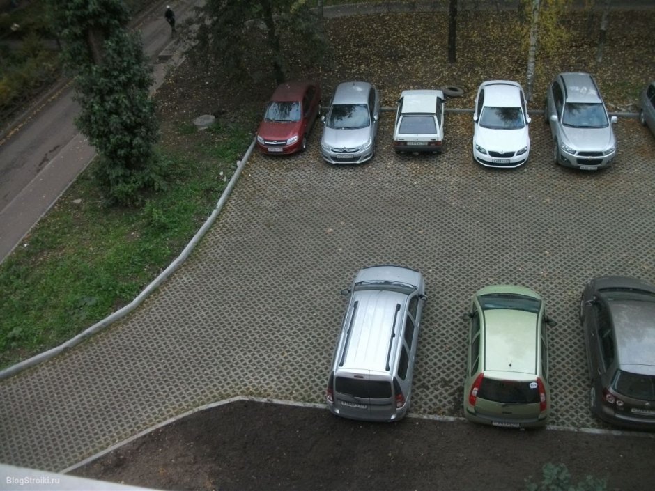 Организация парковки во дворе жилого