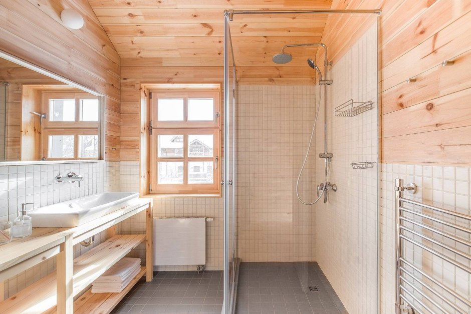 Отделка ванной комнаты в деревянном доме