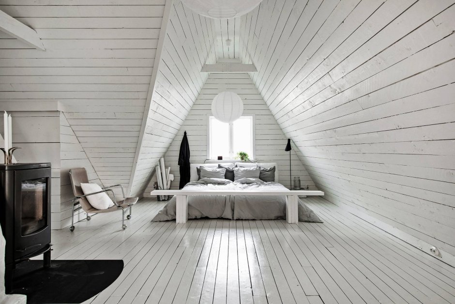 Белая спальня в деревенском стиле