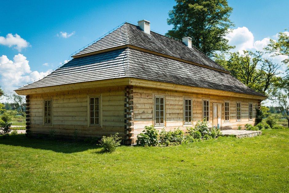 Одноэтажный деревянный дом (дом купца м.л. Маслова)
