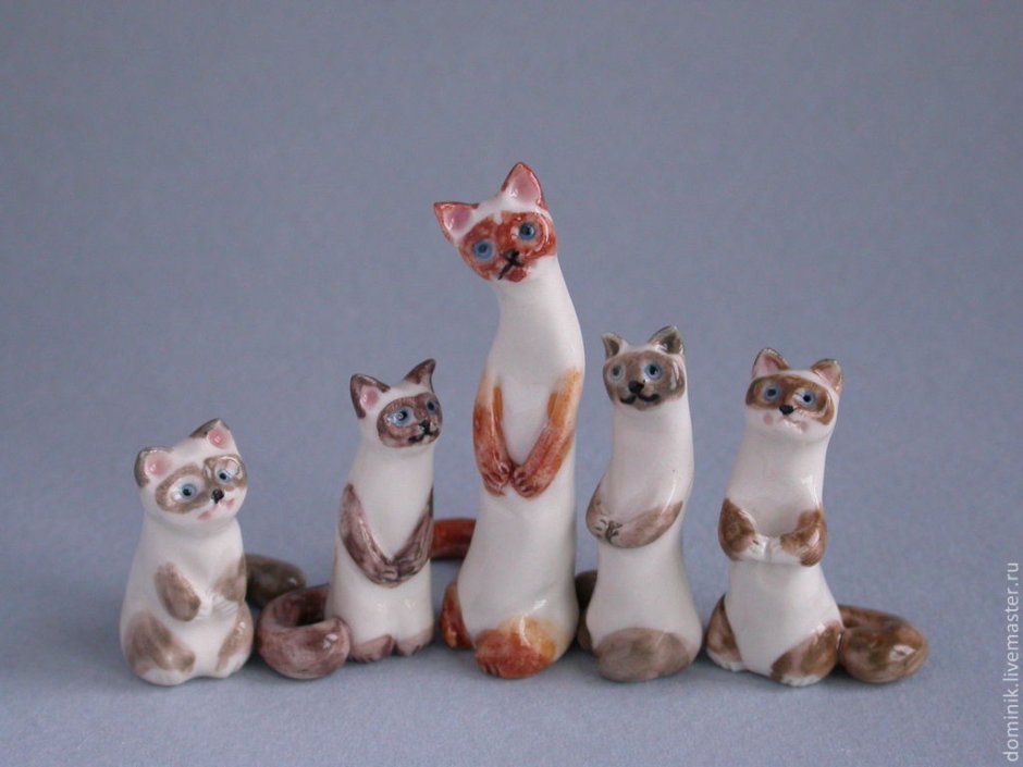 Фарфоровые коты статуэтки