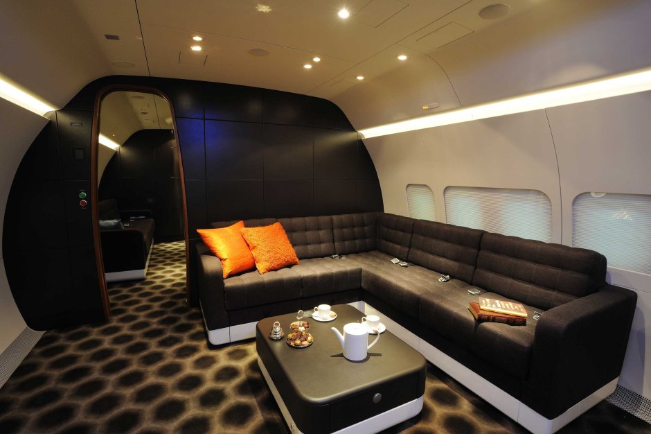 Jet private Interior Embraer Lineage 1000e Luxury