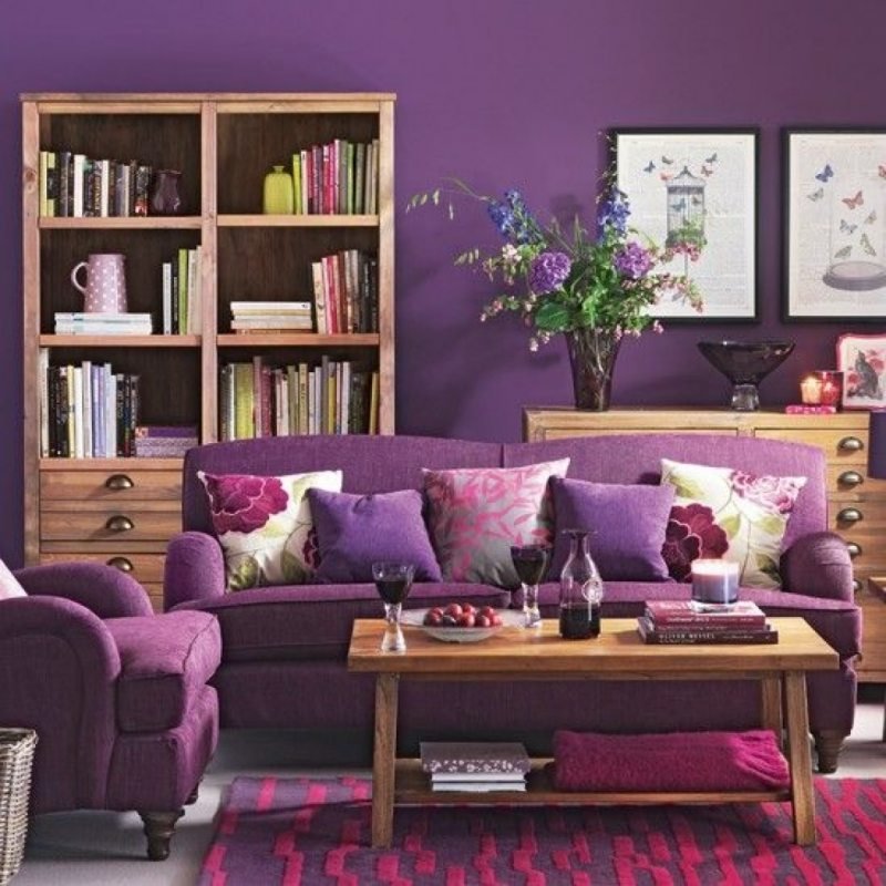 Серо фиолетовый диван