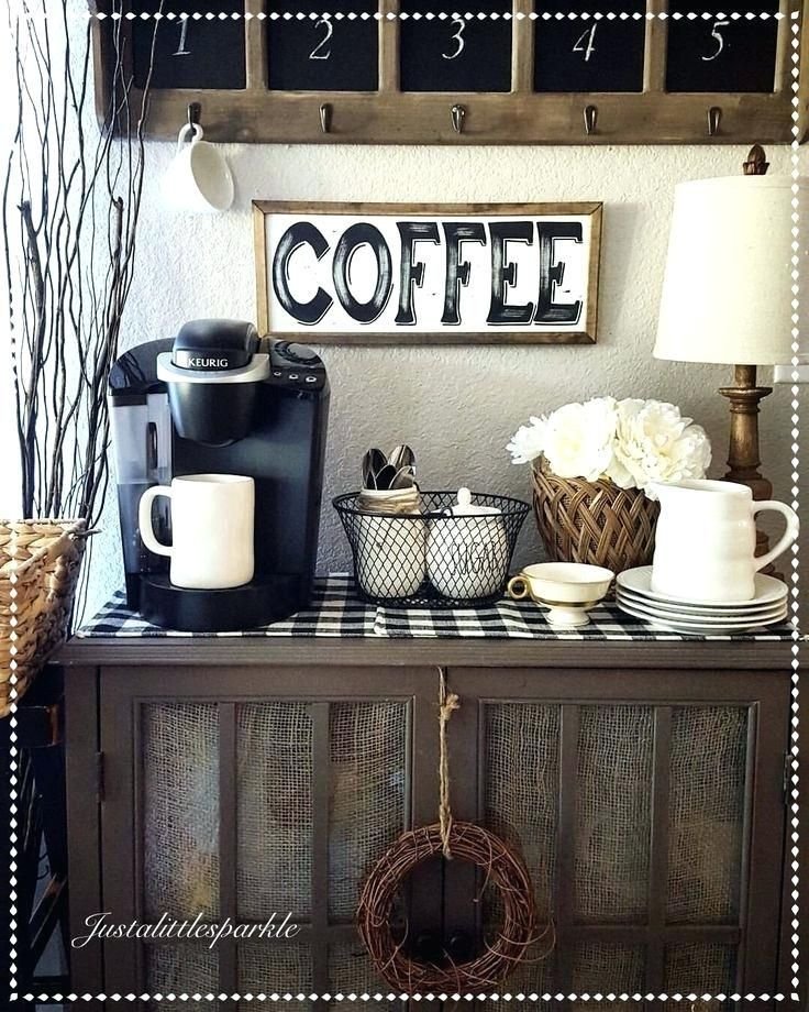 Кофе в уютном кафе